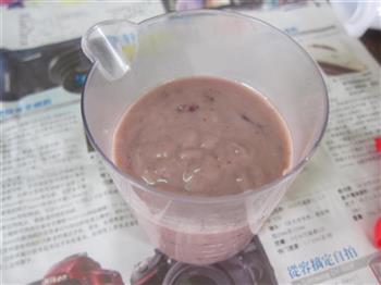 红豆牛奶冰棒的做法步骤9