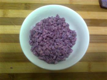 南瓜紫薯花卷的做法步骤3