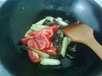 番茄丝瓜蛋汤的做法步骤6