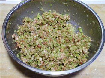 海米芹菜猪肉水饺的做法步骤10