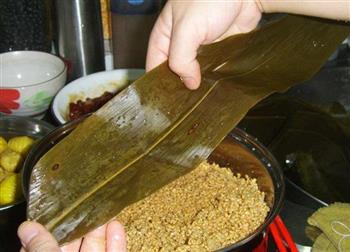 板栗纯精肉粽的做法步骤7