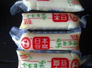 金针菇日本豆腐的做法步骤1
