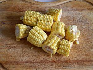 玉米排骨的做法图解2