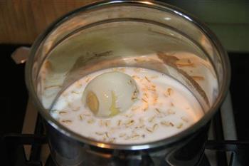 牛奶鸡蛋燕麦粥的做法步骤4