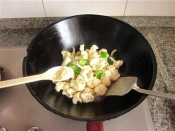 蚝油青椒炒花菜的做法步骤8