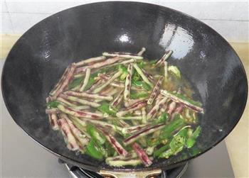 素炒豇豆的做法步骤5