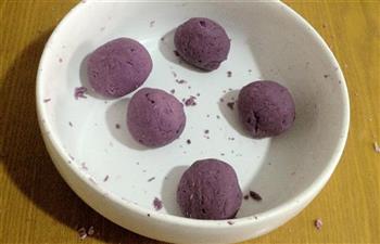 紫薯奶酪葫芦的做法图解4