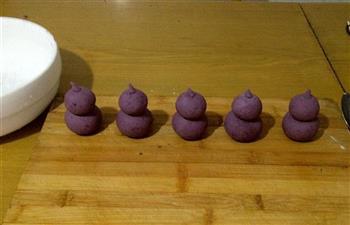 紫薯奶酪葫芦的做法图解8