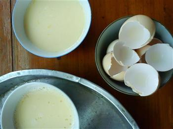 鸡蛋炖奶的做法图解2
