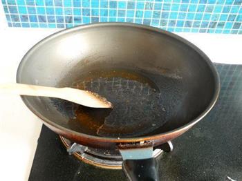 萝卜干烧五花肉的做法步骤4