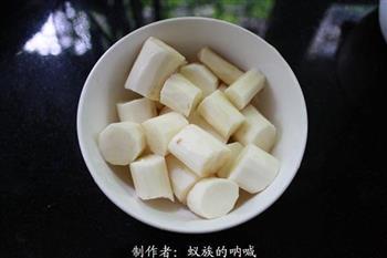 鲜莲淮山猪骨汤的做法步骤3