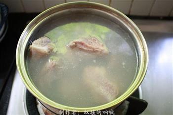 鲜莲淮山猪骨汤的做法步骤4