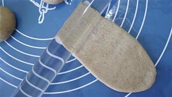 松籽核桃面包的做法步骤3
