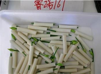 炒空心年糕怎么做，炒空心年糕怎么做好吃，炒空心年糕做法