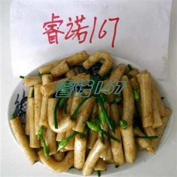 炒空心年糕怎么做，炒空心年糕怎么做好吃，炒空心年糕做法