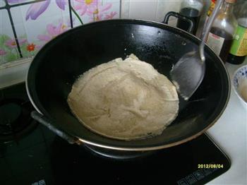 小麦胚芽鸡蛋饼的做法步骤4