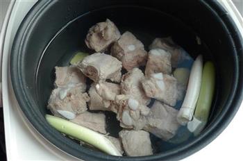 冬瓜豆腐排骨汤的做法图解4