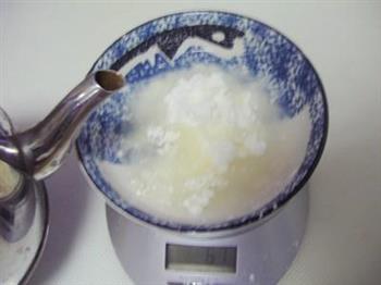 烫种鲜奶油吐司的做法步骤1