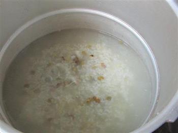 莲子绿豆粥的做法步骤6