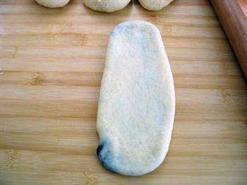 豆沙花环面包的做法步骤3