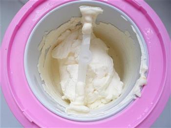 酸奶柚子冰淇淋的做法步骤6