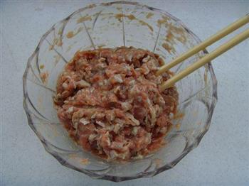 山蘑猪肉饺的做法步骤6