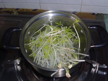 凉拌豆芽菜的做法步骤11