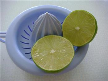 新鲜柠檬水的做法步骤1