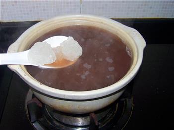 红豆莲子汤的做法步骤5