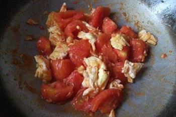 番茄炒蛋的做法步骤9