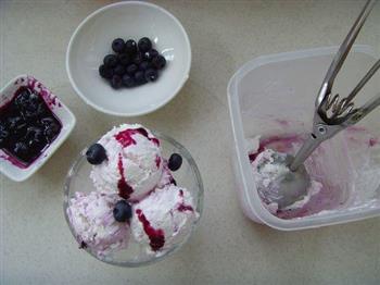 蓝莓酸奶冰淇淋的做法图解10