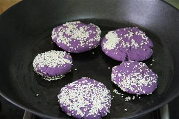 香煎紫薯饼的做法图解8