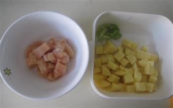 咖喱鸡肉土豆饭的做法步骤1