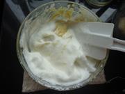 酸奶纸杯蛋糕的做法步骤12
