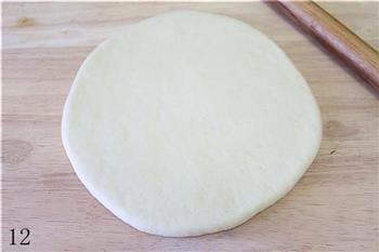 椰浆烤肠香菇披萨的做法步骤12