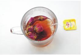 玫瑰奶茶的做法图解3