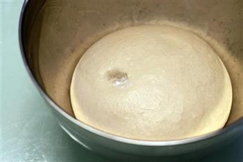 松软奶香面包的做法步骤3
