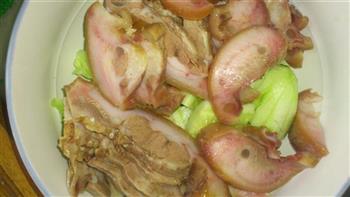 猪头肉拌黄瓜的做法步骤3