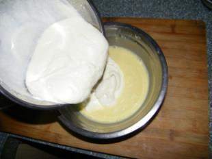 香草蛋奶冰淇淋的做法步骤6
