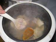 赤小豆粉葛排骨汤的做法步骤4