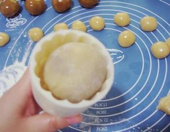 白莲蓉广式月饼的做法图解8