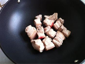 芋头红烧肉的做法步骤3