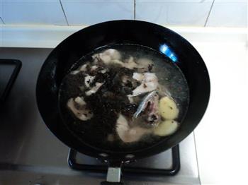 菜干黑鱼汤的做法步骤3