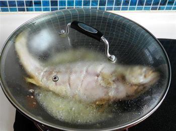家常烧大黄鱼的做法步骤6