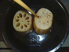 蜜汁糯米藕的做法步骤5