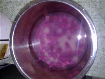 养生紫薯粥的做法步骤3