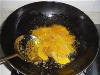 蛋黄南瓜的做法图解6