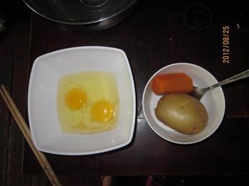土豆胡萝卜鸡蛋饼的做法步骤1