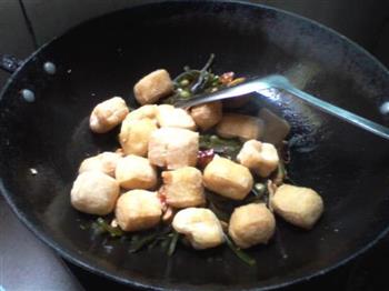 海带豆腐烧香干豌豆的做法步骤13