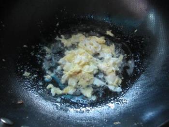 鸡蛋丝瓜汤的做法步骤3